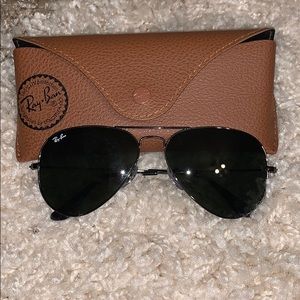 Brand new ray bans- black aviator small frame